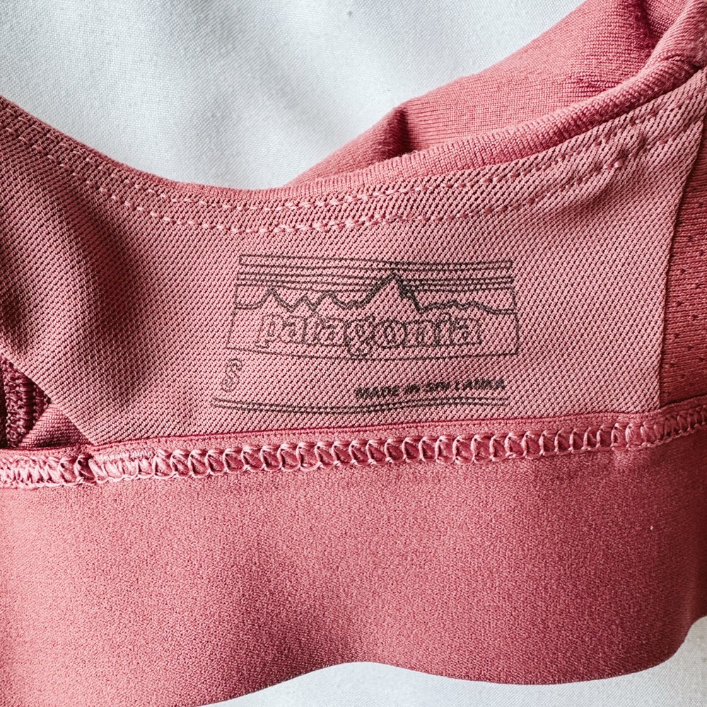Patagonia Women's Switchback Sports Bra Pink - Size Small - Picture 5 of 5